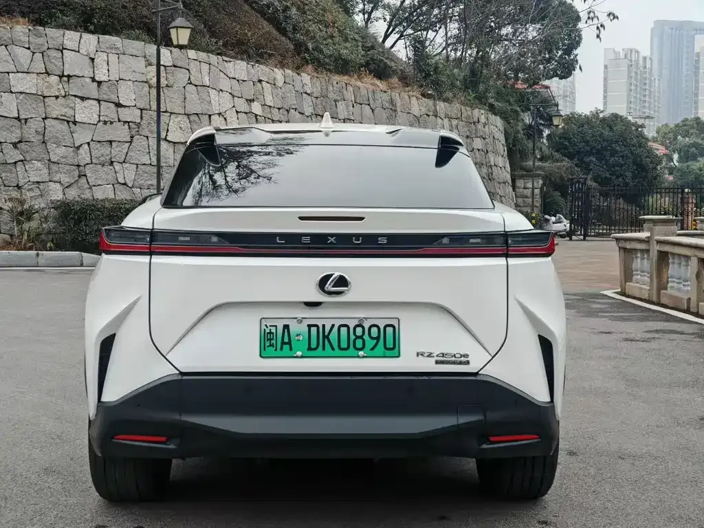 Lexus RZ 2023 из CN, фото 8