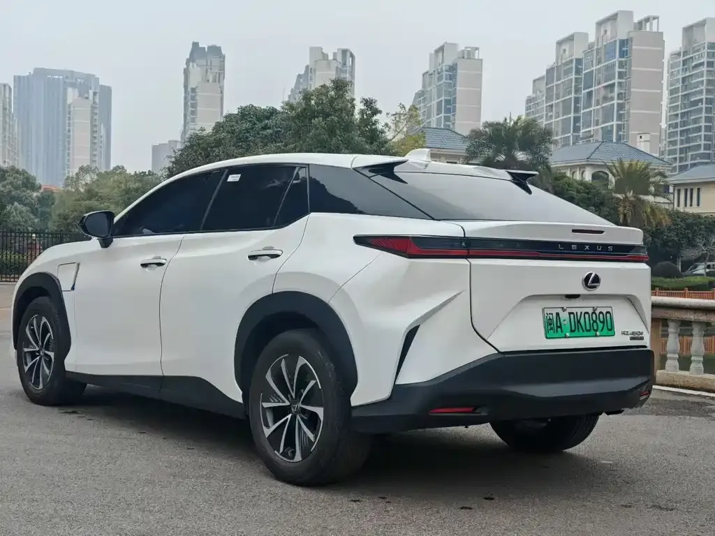 Lexus RZ 2023 из CN, фото 2