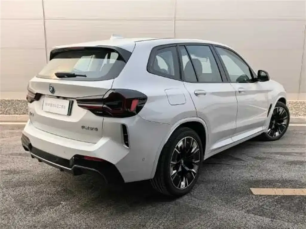 BMW iX3 2025 из CN, фото 5