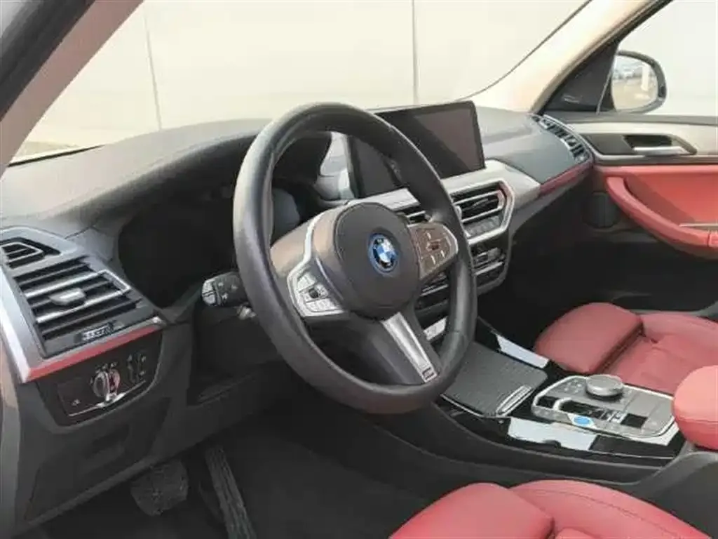 BMW iX3 2025 из CN, фото 4
