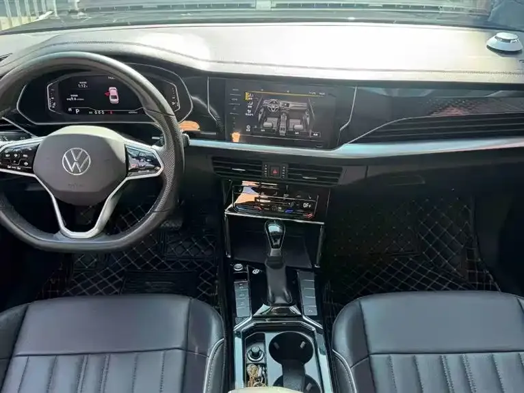 Volkswagen Passat — фото 5