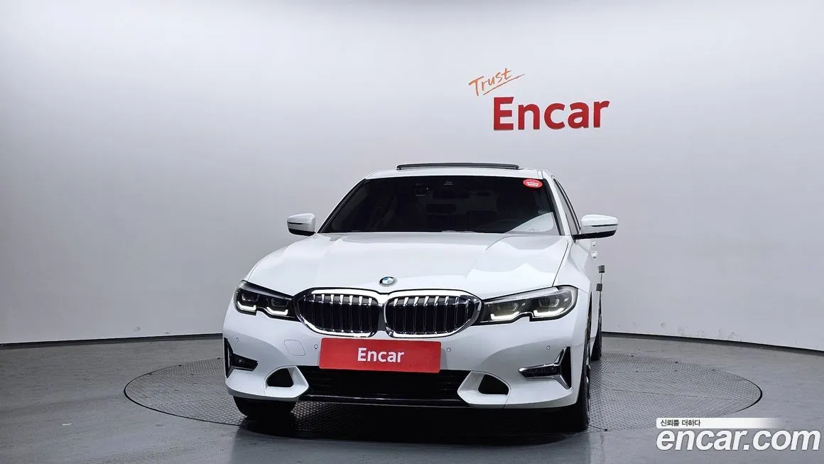 BMW 3-Series 2021 из KR, фото 3