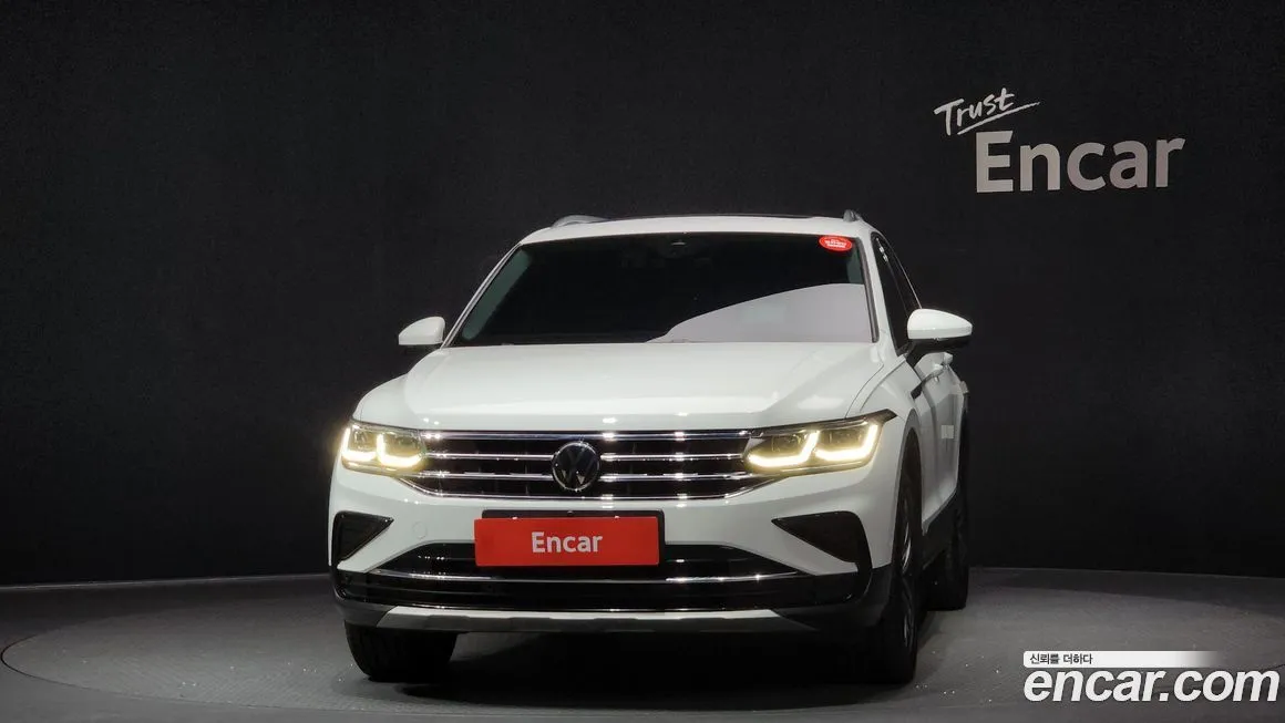 Volkswagen Tiguan — фото 5