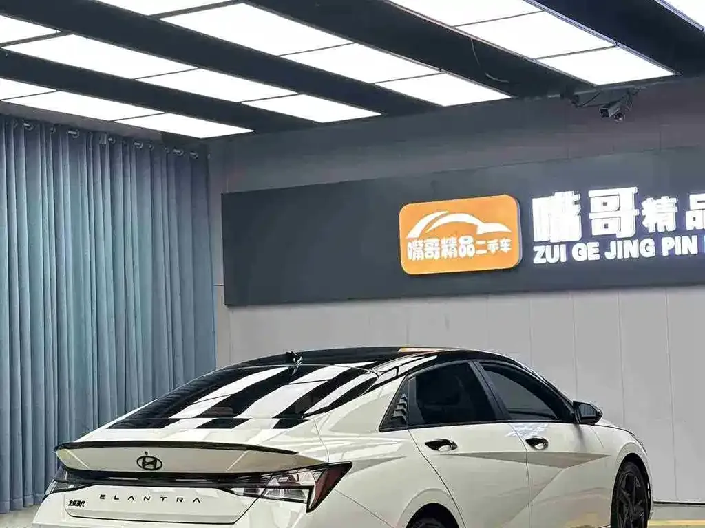 Hyundai Elantra 2023 из CN, фото 8