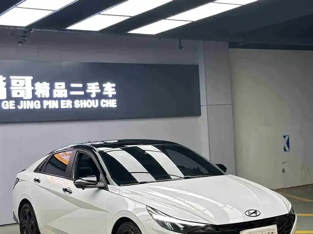 Hyundai Elantra 2023 из CN, фото 2