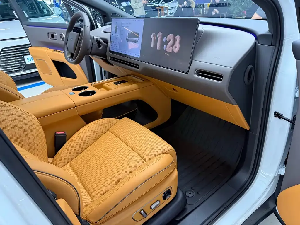 Li Auto i8 2025 из CN, фото 9