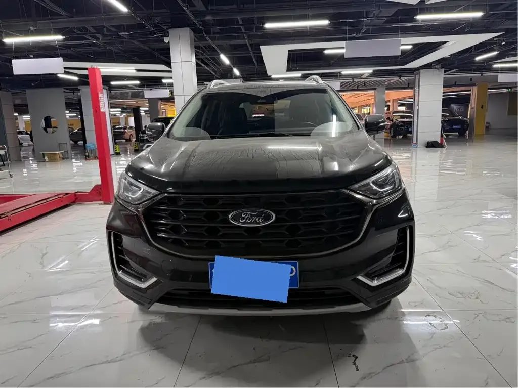 Ford Edge — фото 2