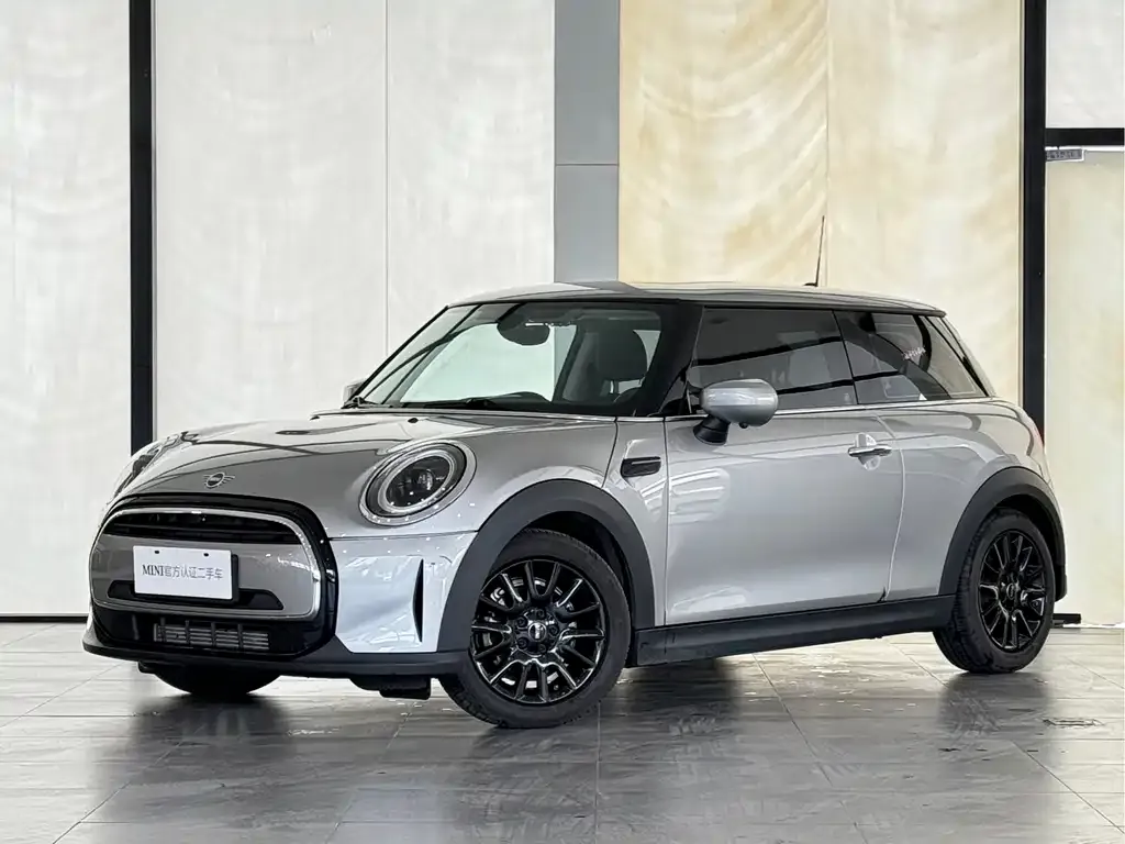 MINI Cooper (3-door) — фото 1