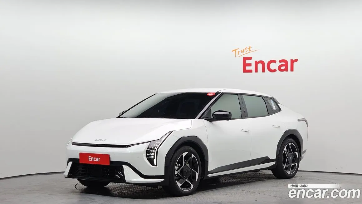 Kia EV4 2026 из KR, фото 1