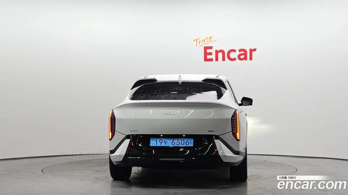 Kia EV4 2026 из KR, фото 2