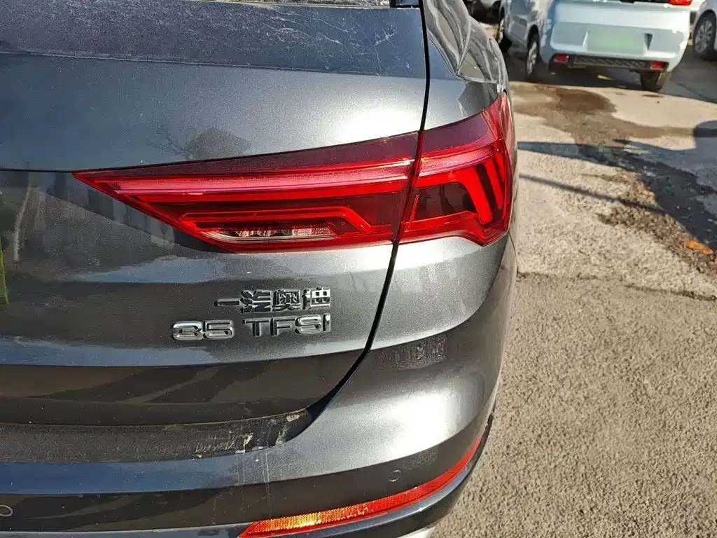 Audi Q3 2021 из CN, фото 7