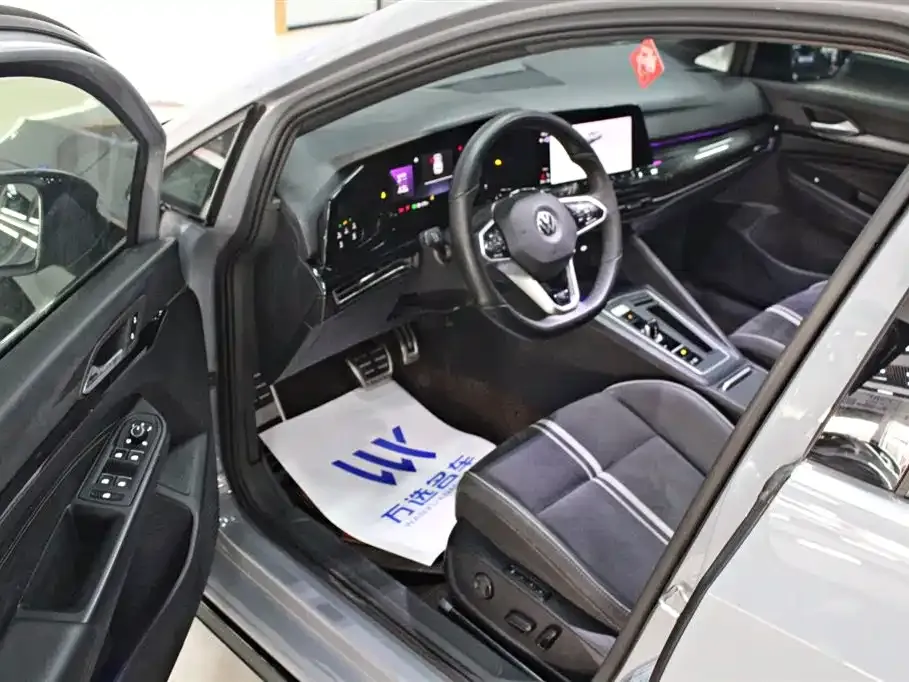 Volkswagen Golf 2022 из CN, фото 8