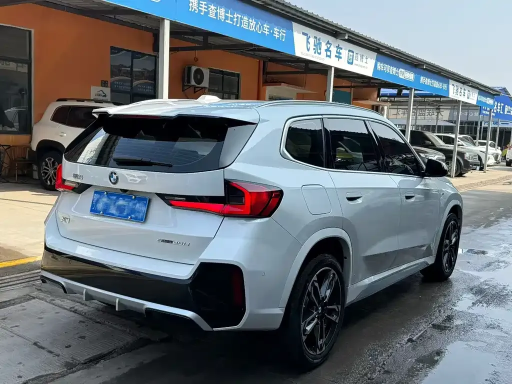 BMW X1 2024 из CN, фото 8