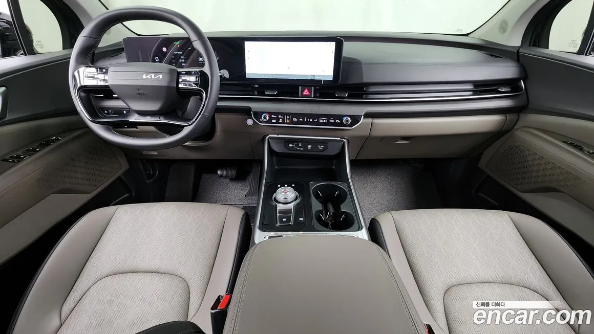 Kia Carnival — фото 9