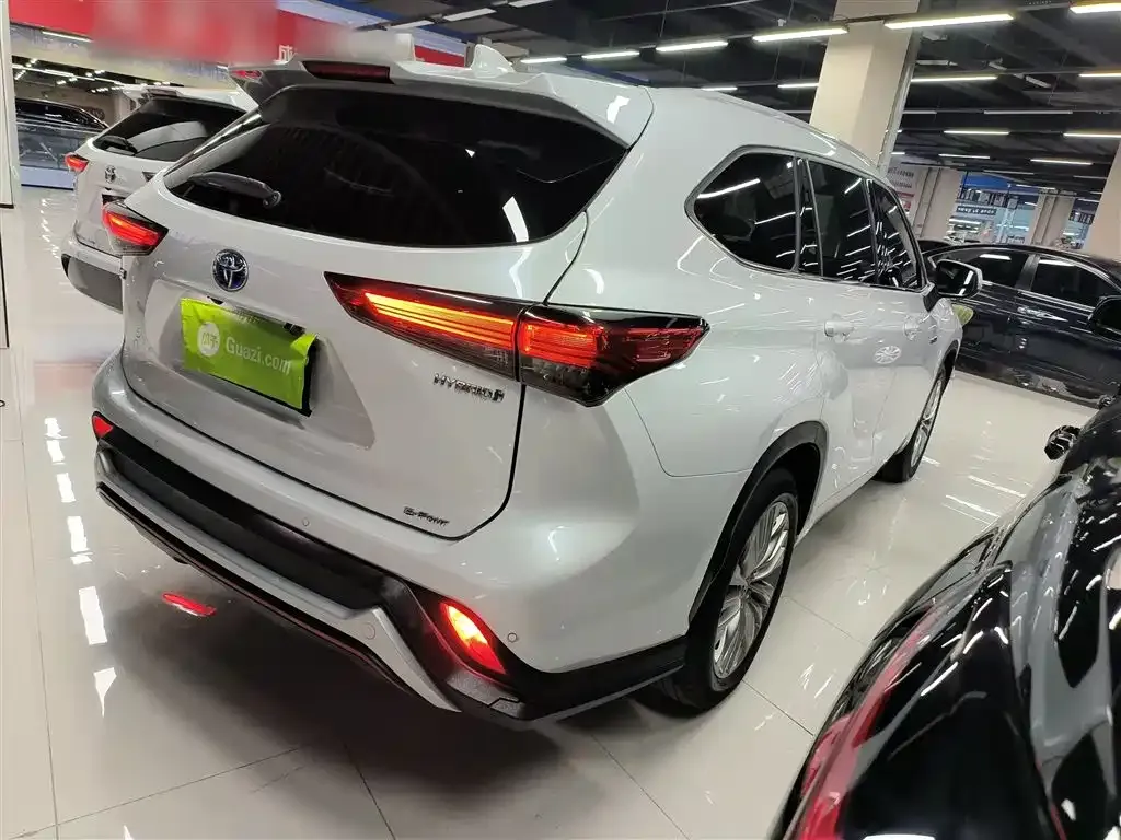 Toyota Highlander 2022 из CN, фото 9