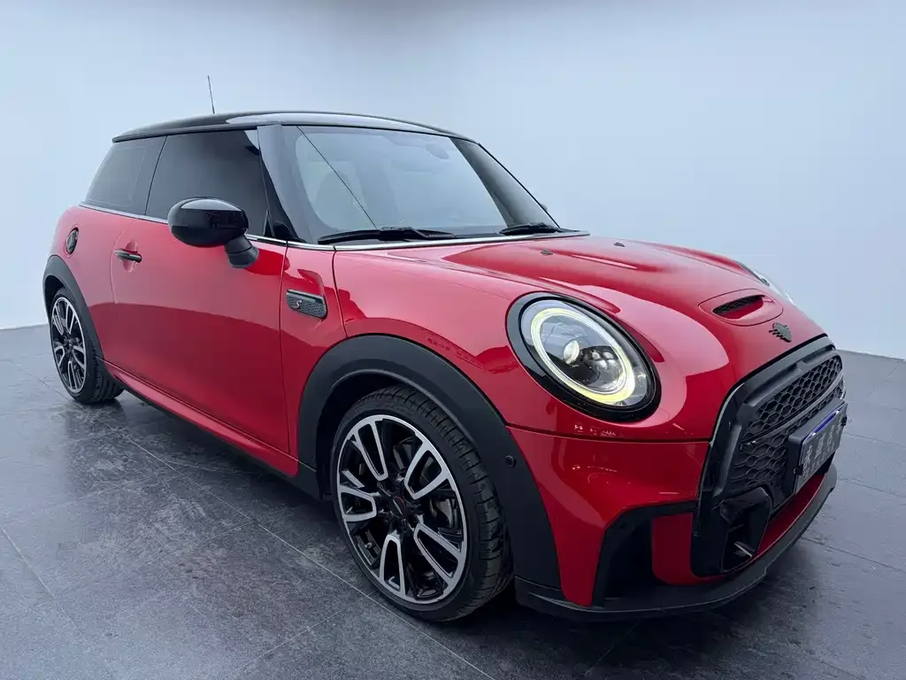 MINI Cooper (3-door) 2023 из CN, фото 3