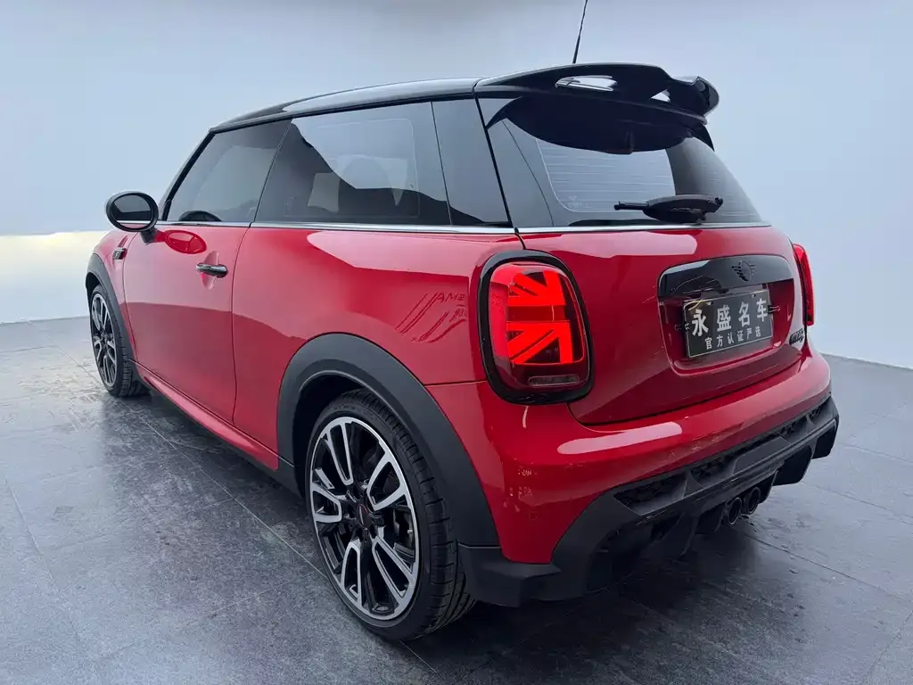 MINI Cooper (3-door) 2023 из CN, фото 6