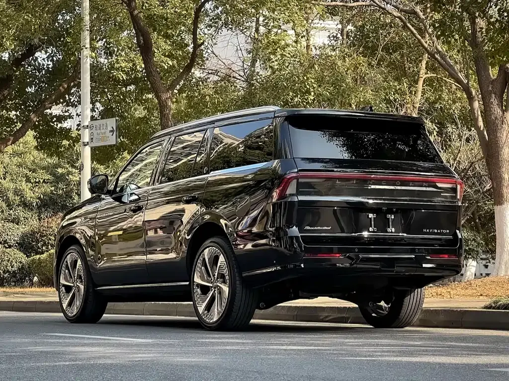 Lincoln Navigator 2025 из CN, фото 10