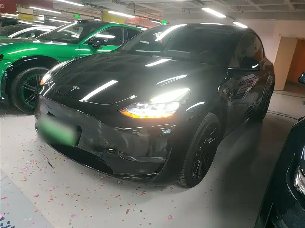 Tesla Model Y 2023 из CN, фото 10