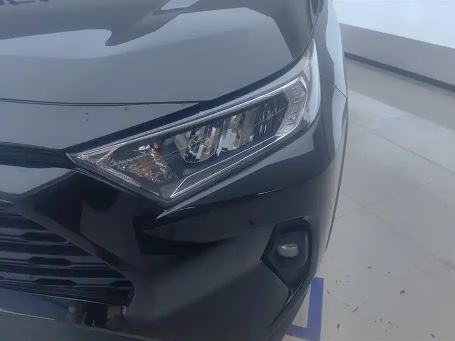Toyota RAV4 2025 из CN, фото 8