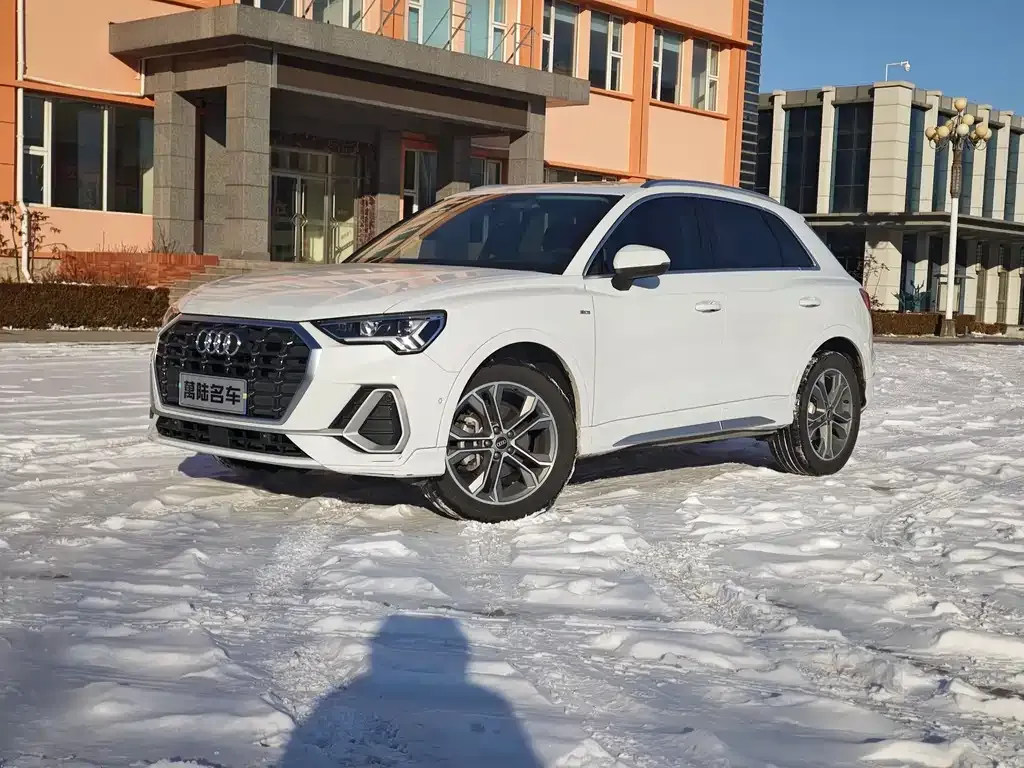 Audi Q3 2021 из CN, фото 1