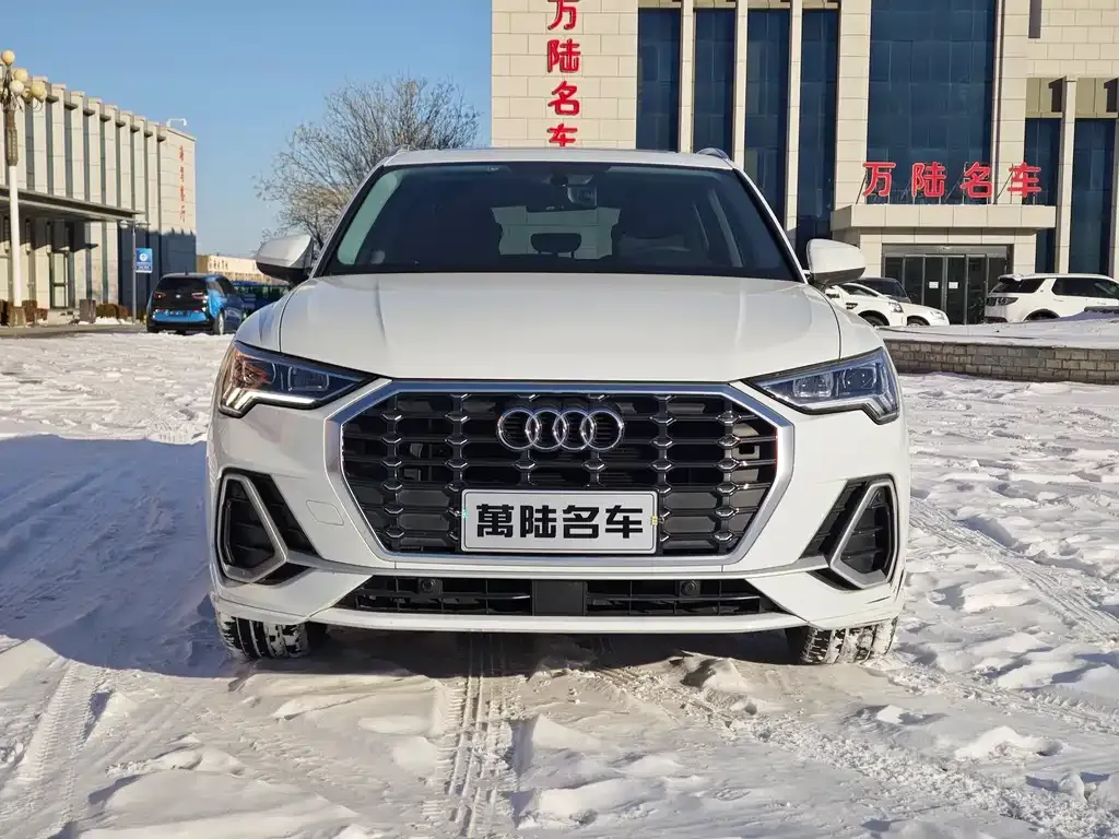 Audi Q3 2021 из CN, фото 6