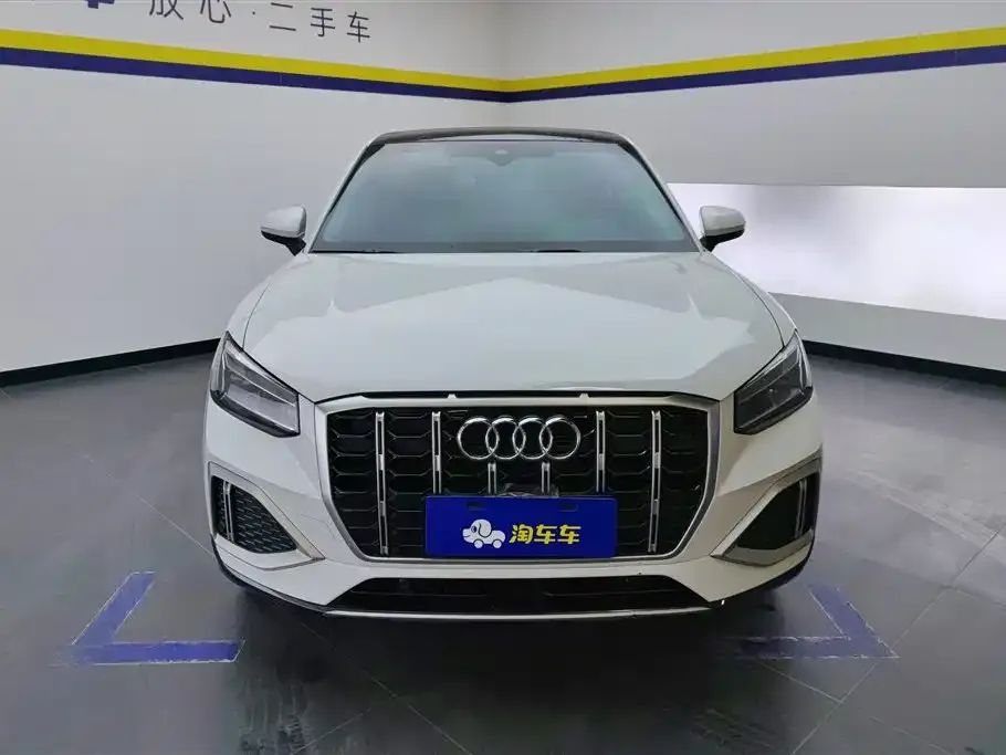 Audi Q2L 2023 из CN, фото 7