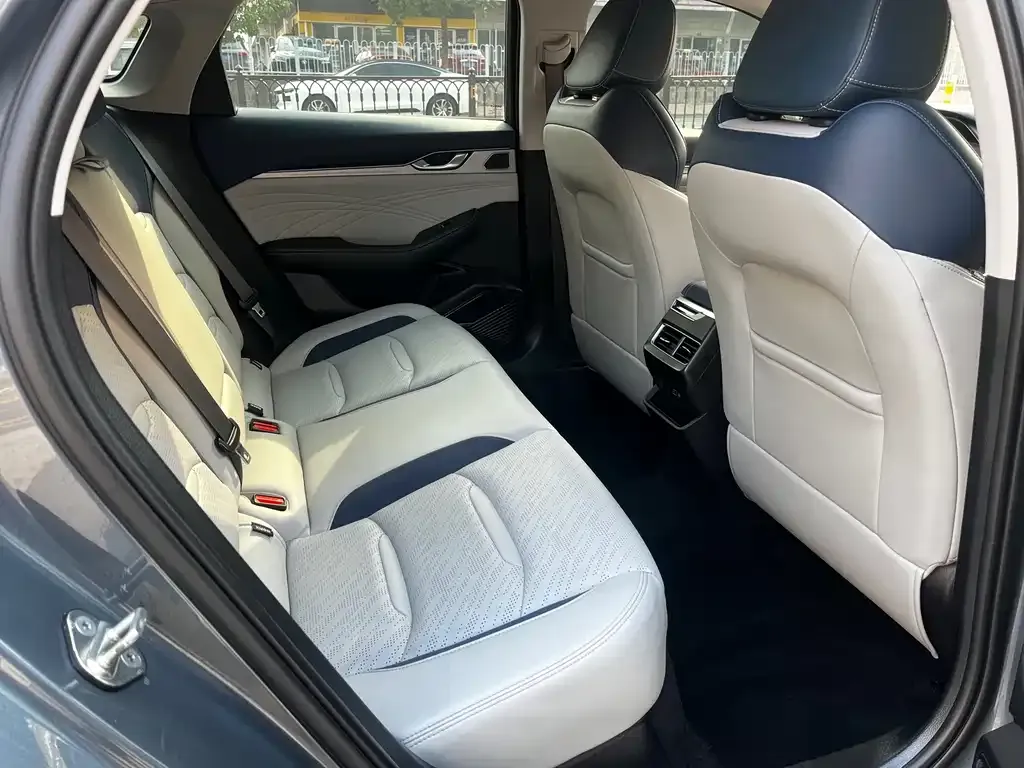 Geely Xingrui 2021 из CN, фото 3