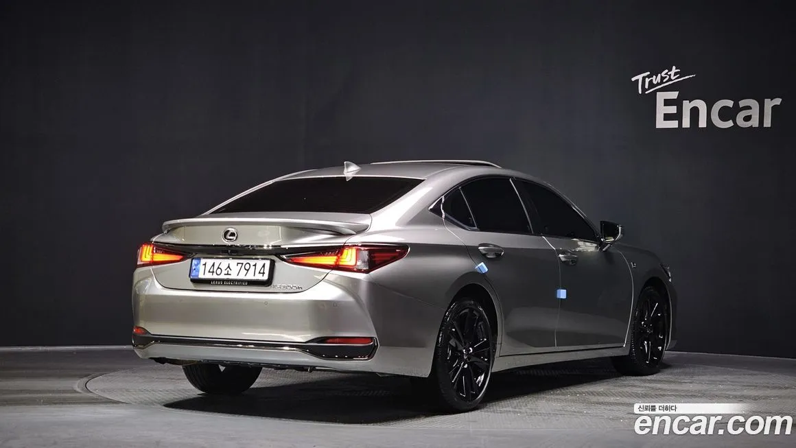 Lexus ES 2024 из KR, фото 4