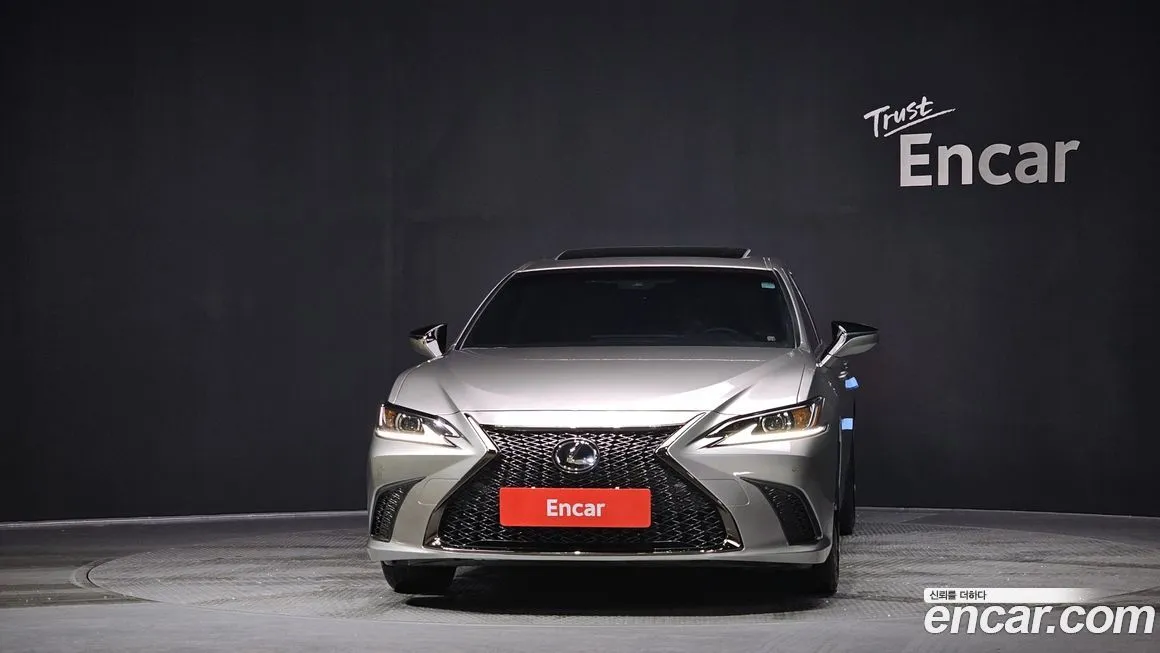 Lexus ES 2024 из KR, фото 3