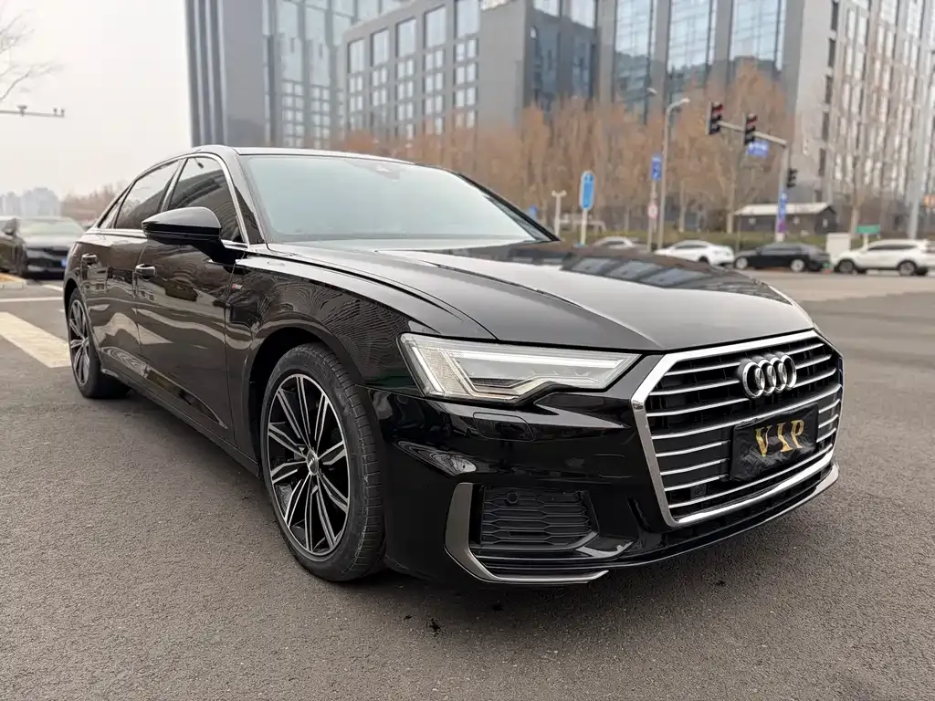 Audi A6L — фото 7