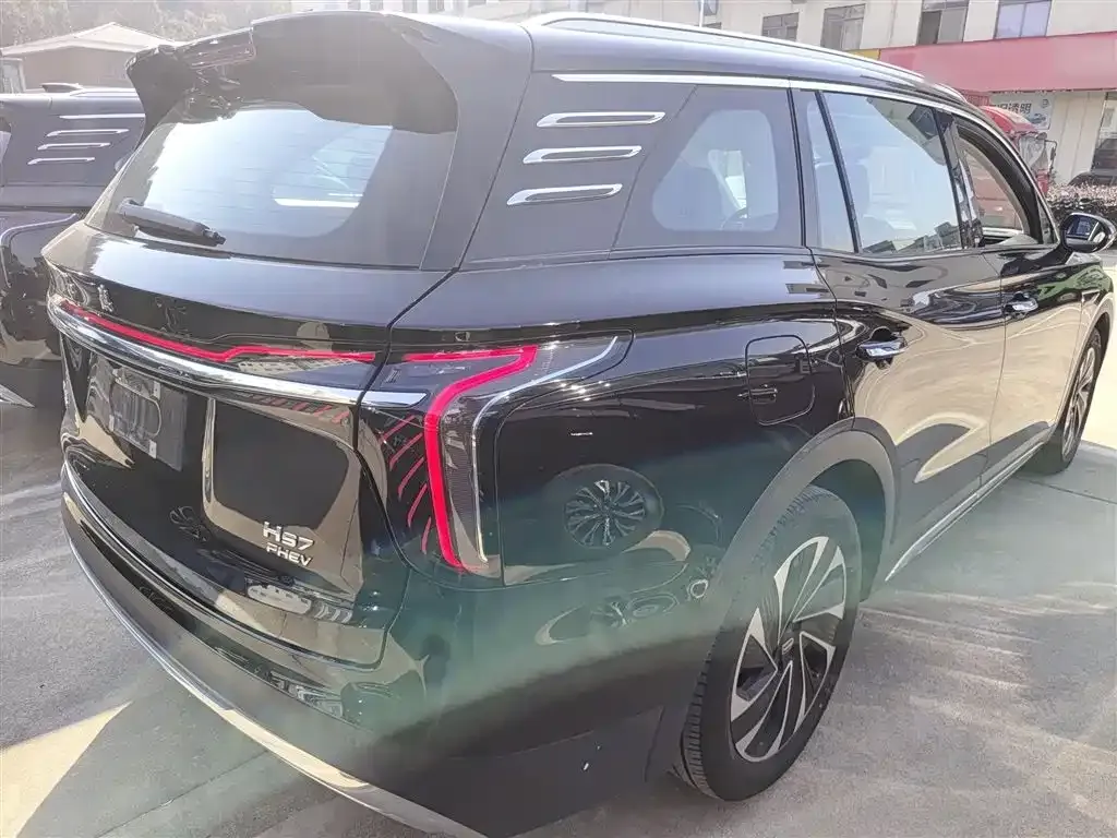 Hongqi HS7 PHEV — фото 8
