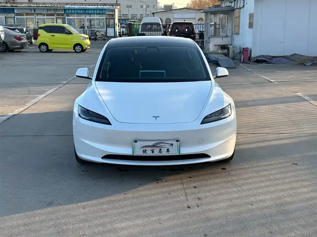 Tesla Model 3 2024 из CN, фото 4