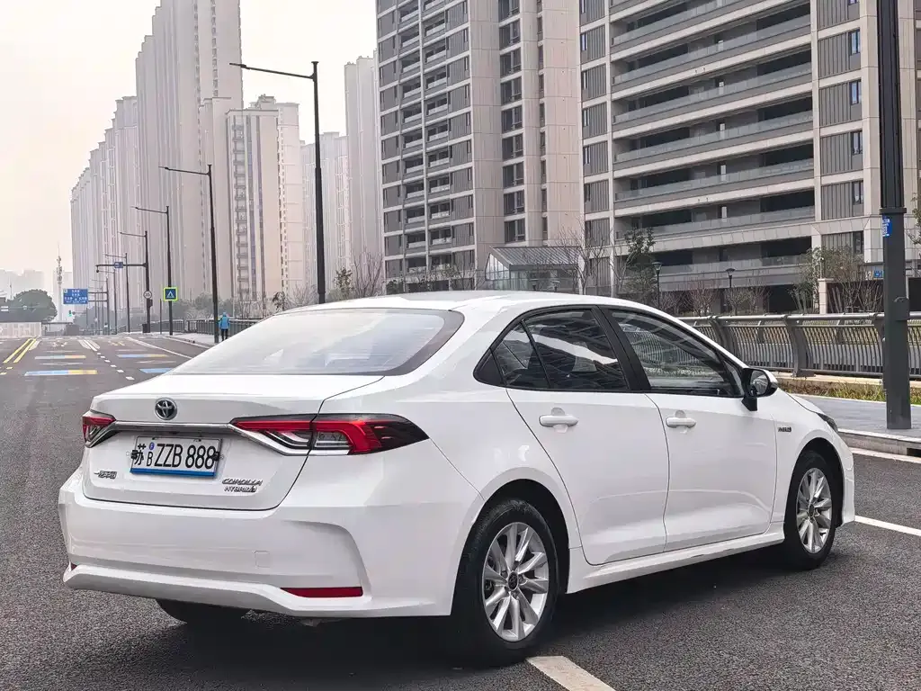 Toyota Corolla 2023 из CN, фото 3