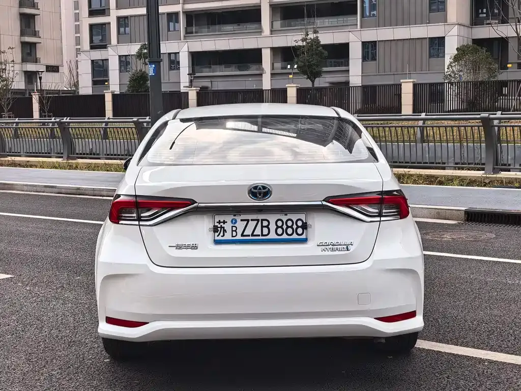 Toyota Corolla 2023 из CN, фото 6