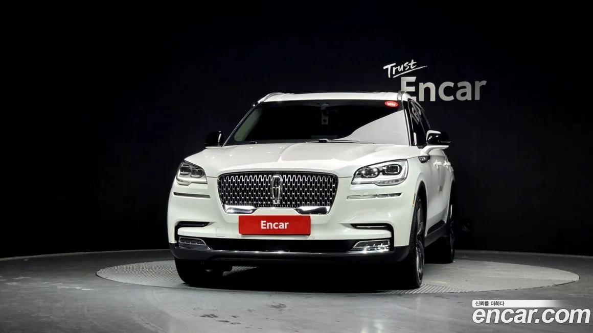 Lincoln Aviator — фото 6