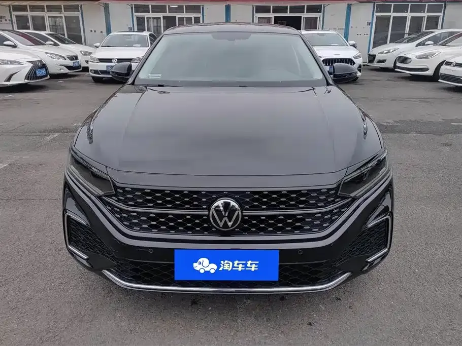 Volkswagen Passat — фото 8