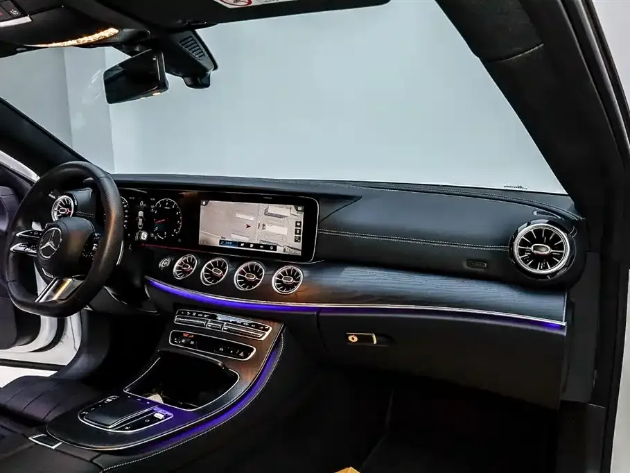 Mercedes-Benz E-Class (Import) — фото 7