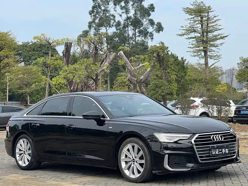 Audi A6L — фото 9