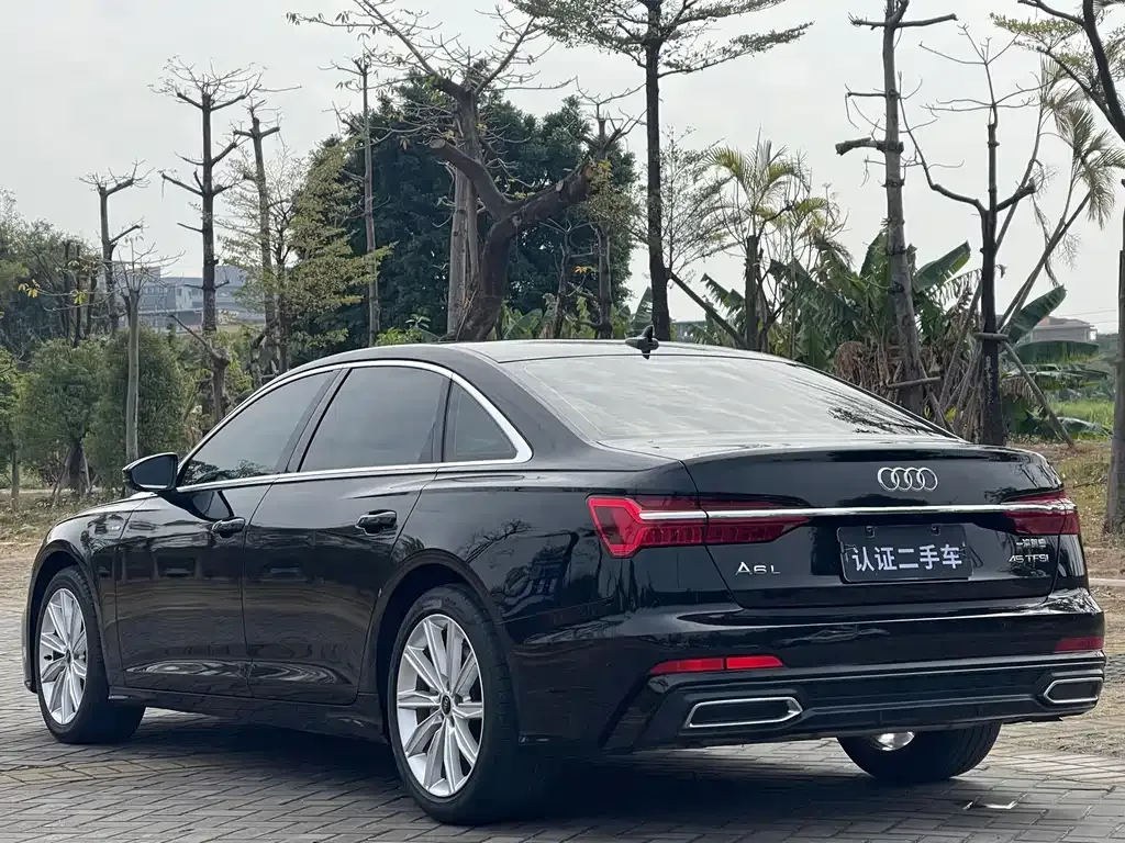 Audi A6L — фото 6
