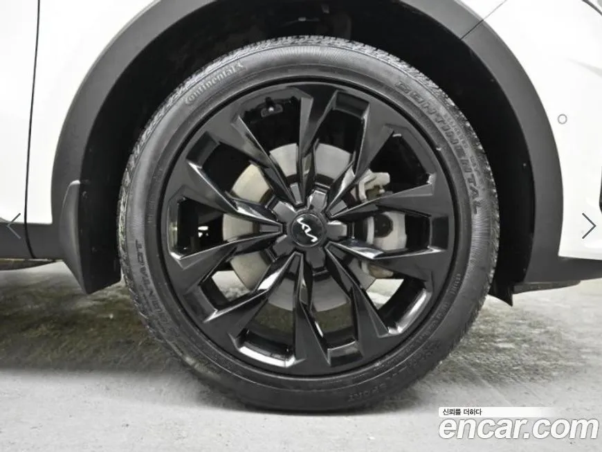 Kia Sorento — фото 6