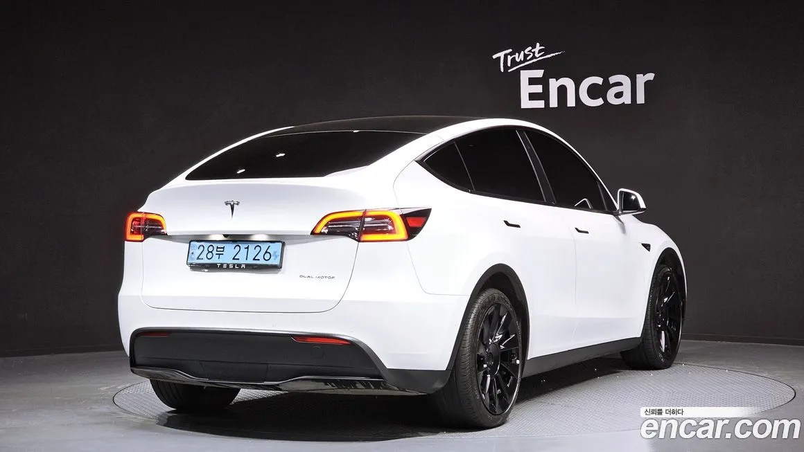 Tesla Model Y 2021 из KR, фото 5