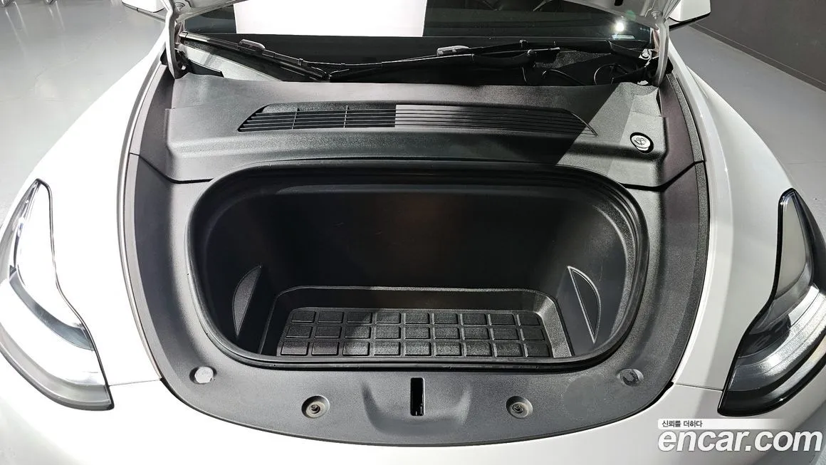 Tesla Model Y 2021 из KR, фото 6