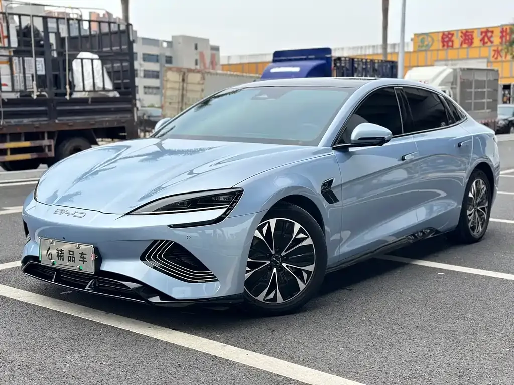 BYD Seal — фото 7