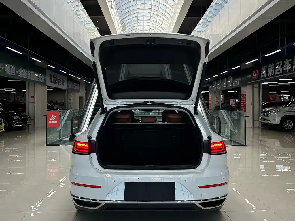 Volkswagen CC 2025 из CN, фото 6