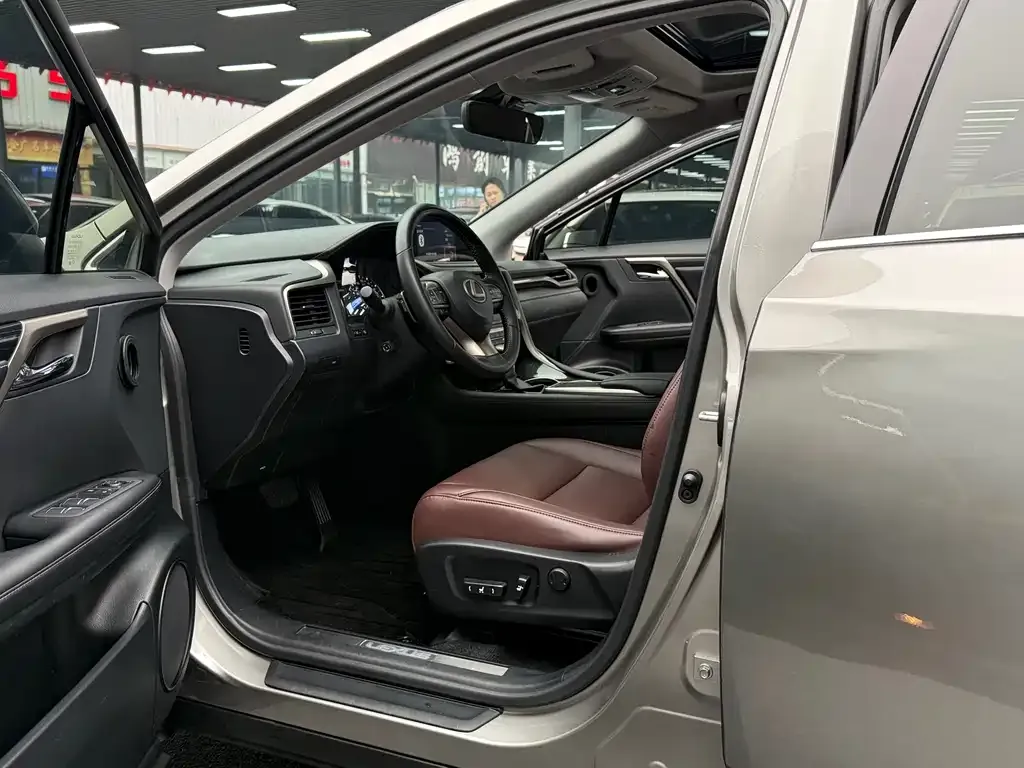 Lexus RX 2021 из CN, фото 2