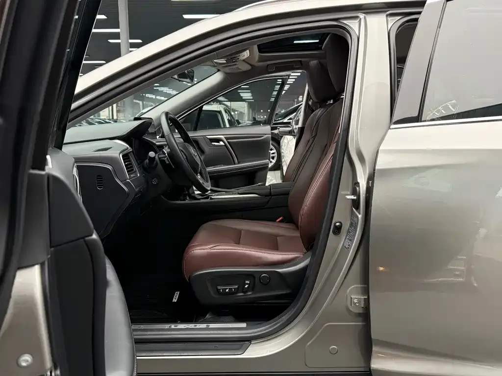 Lexus RX 2021 из CN, фото 4