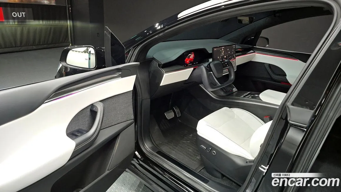 Tesla Model X 2023 из KR, фото 9