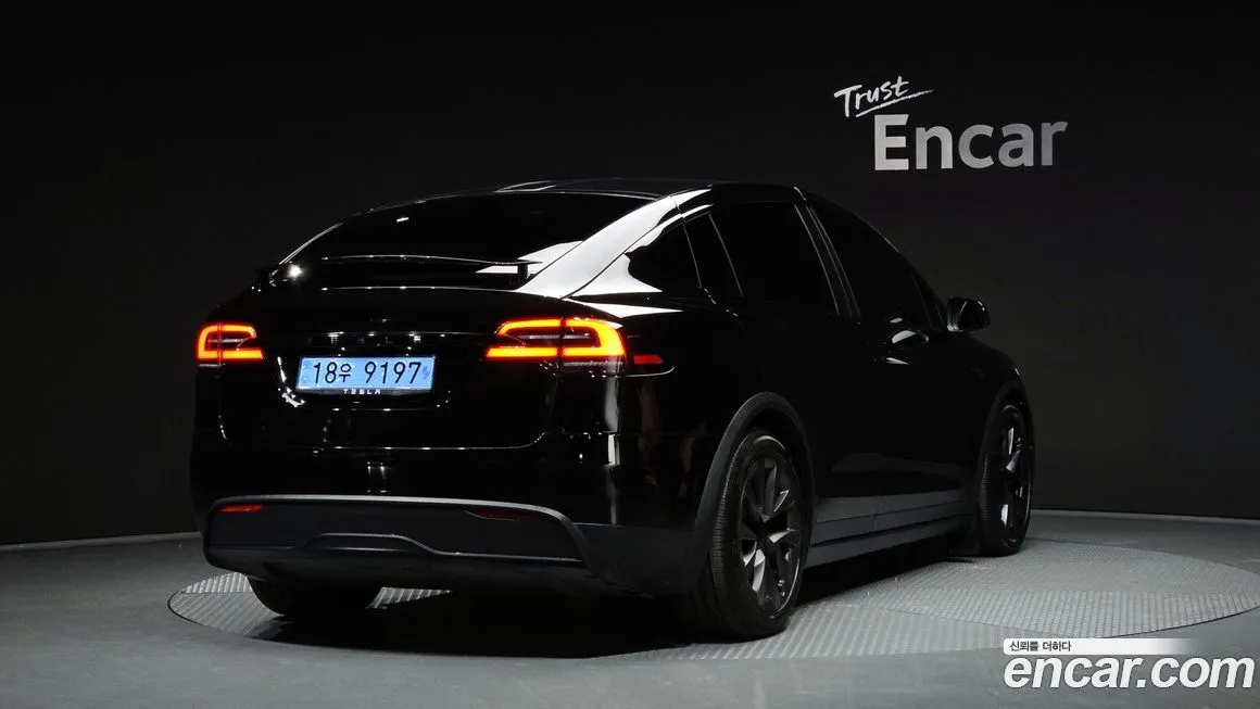 Tesla Model X 2023 из KR, фото 3