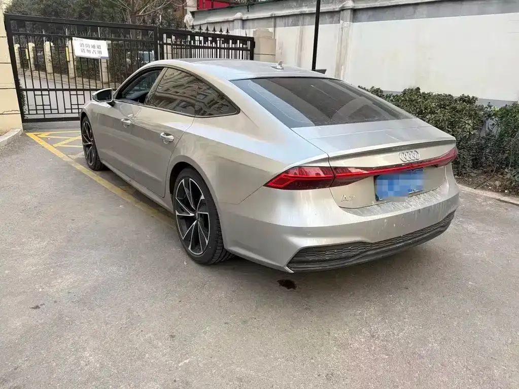 Audi A7 — фото 4